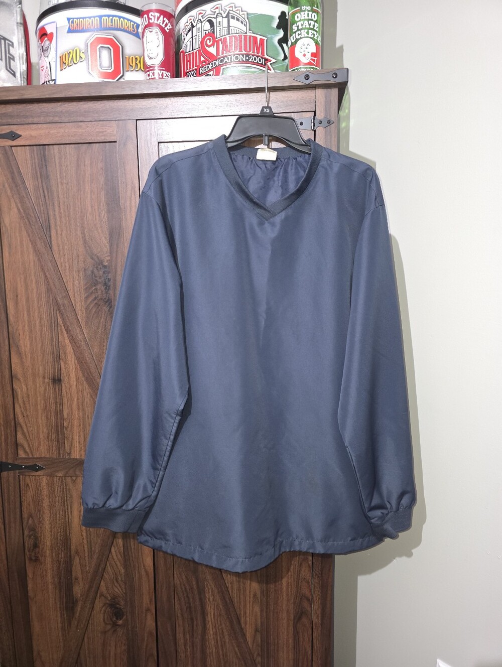 Navy Blue V-Neck Men's Pullover Windbreaker HPI DIRECT Size Medium